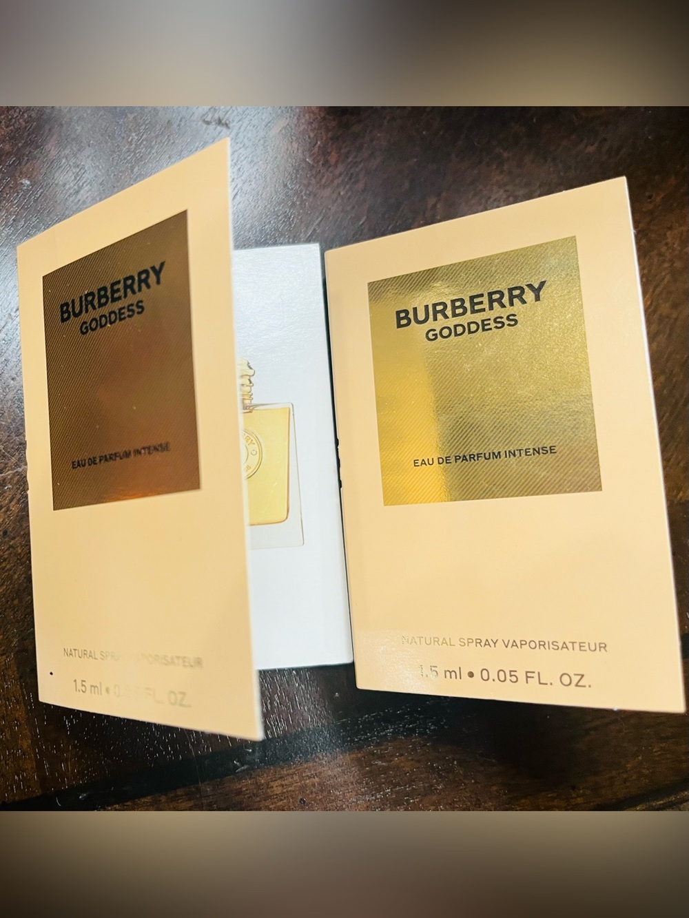 Burberry Goddess - 2 samples